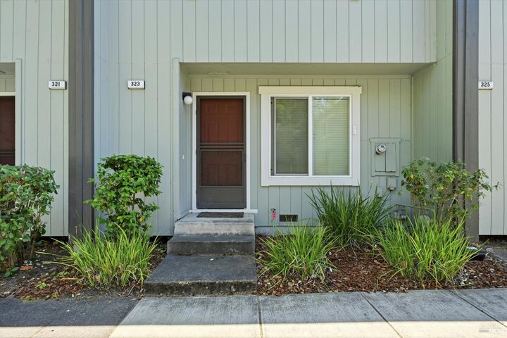 Property Photo:  323 Harvest Lane  CA 95401 