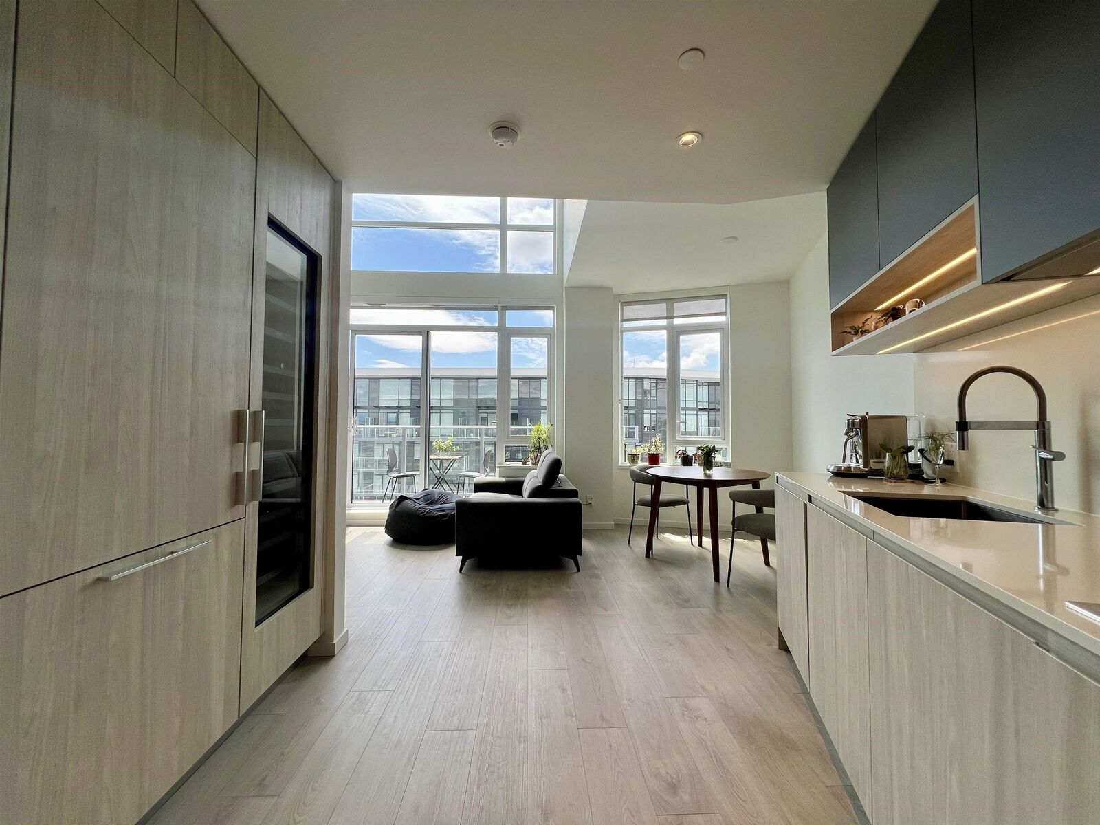 Property Photo: 6300 Minoru Boulevard 1310 BC V6Y 0N1