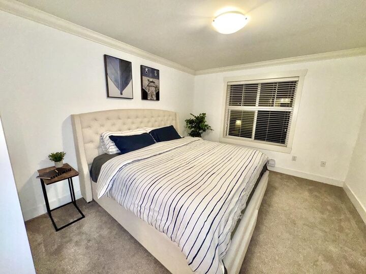 Property Photo: 33860 Marshall Road 17 BC V2S 0E8