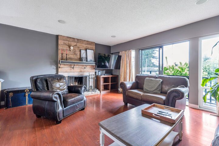 Property Photo: 1231 Prairie Avenue BC V3B 1S9