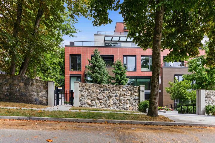 Property Photo: 7128 Adera Street 303 BC V6P 0H6