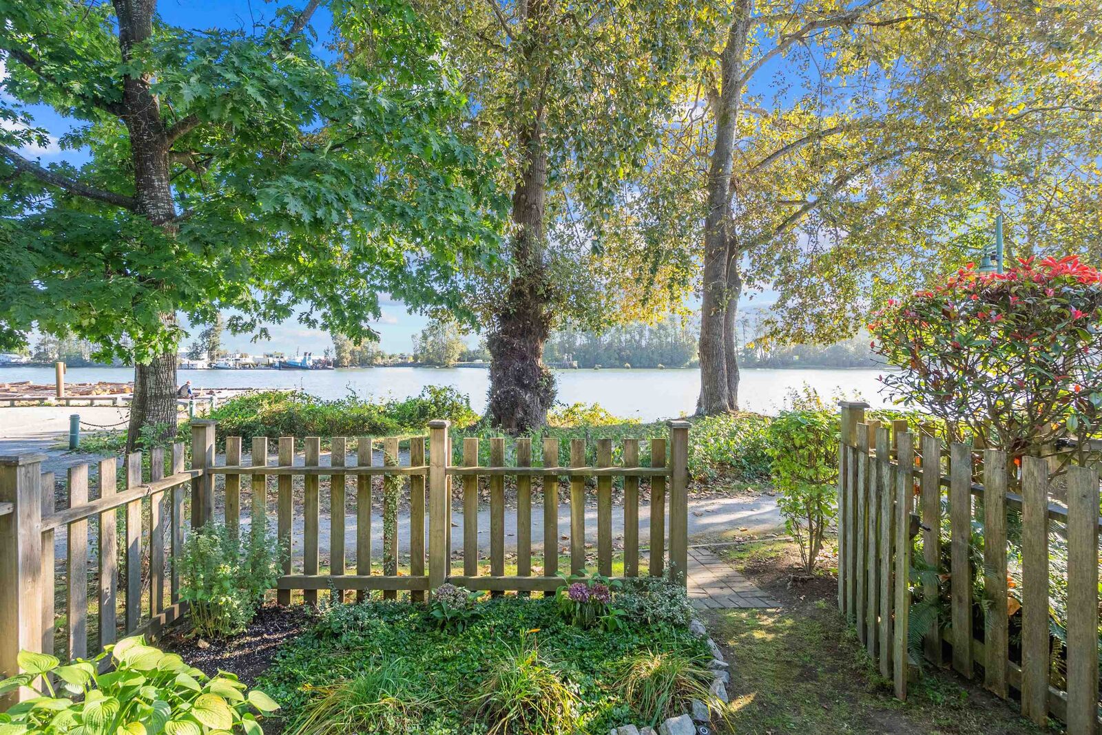 Property Photo: 8581 Jellicoe Street 1 BC V5S 4T5