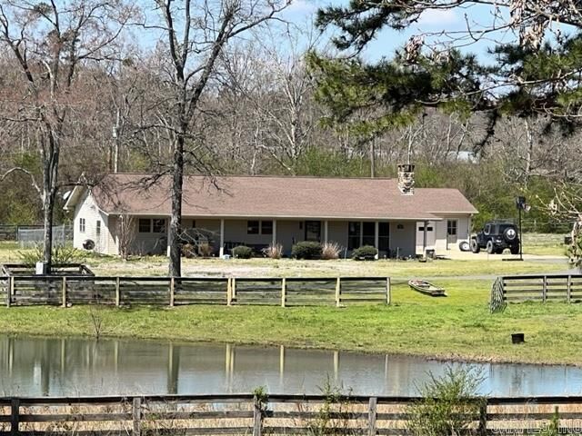 Property Photo:  1309 Finks Street  AR 71953 