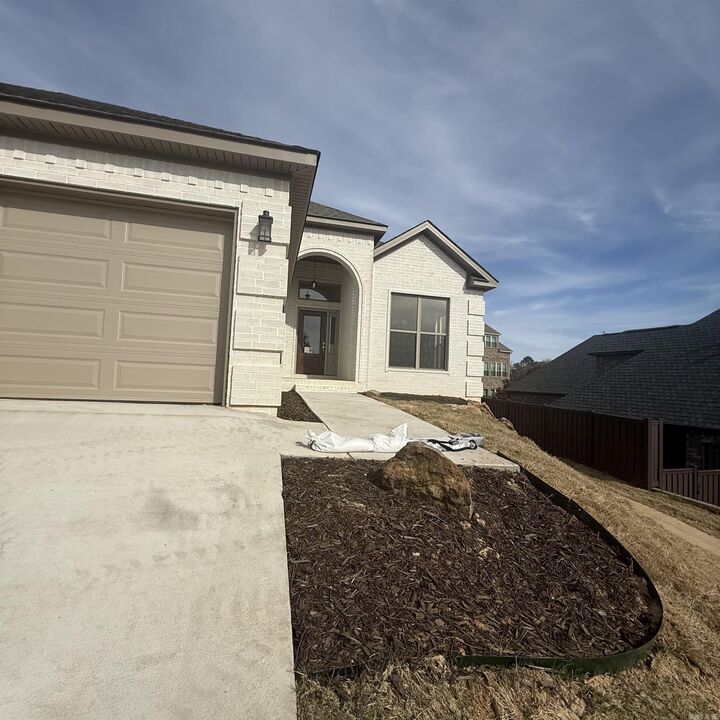 Property Photo: 119 Crestview Drive AR 72113