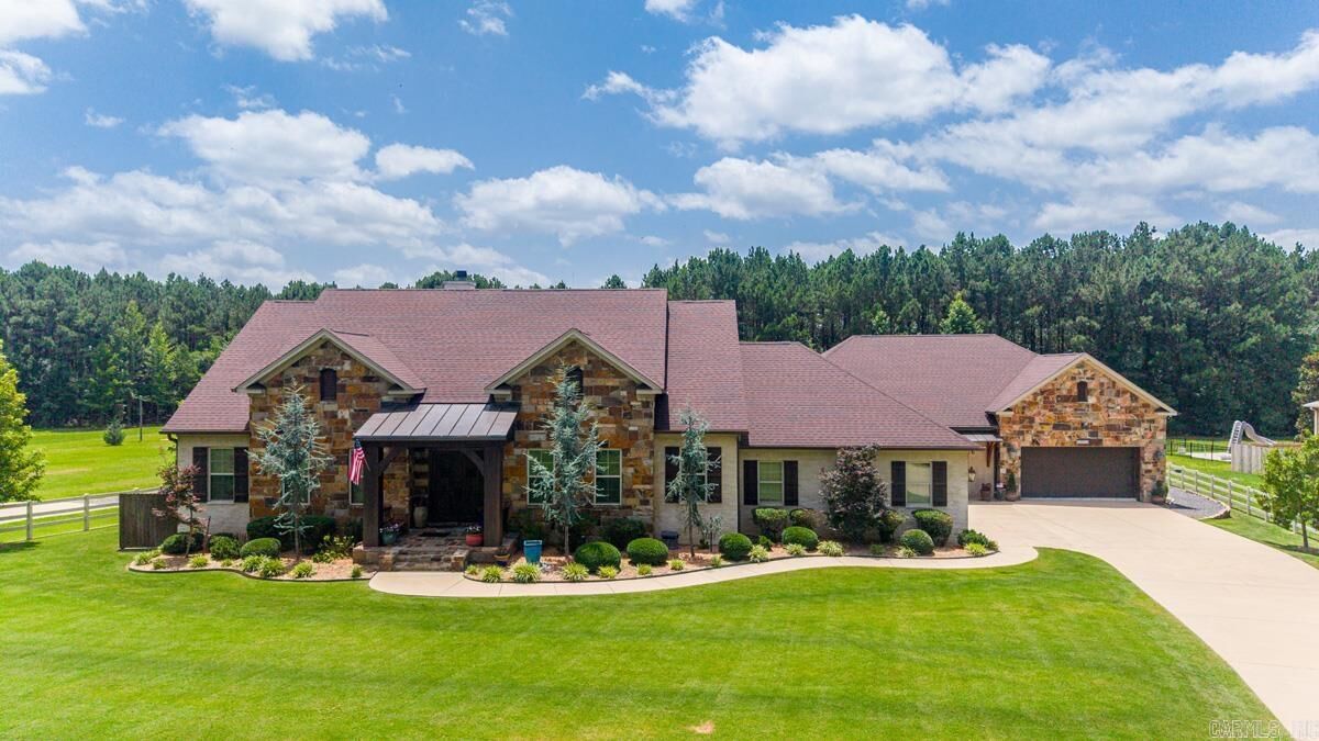 Property Photo: 10501 Barrett Road AR 72135
