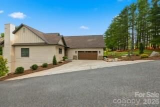 Property Photo: 643 W Landing Drive NC 28640