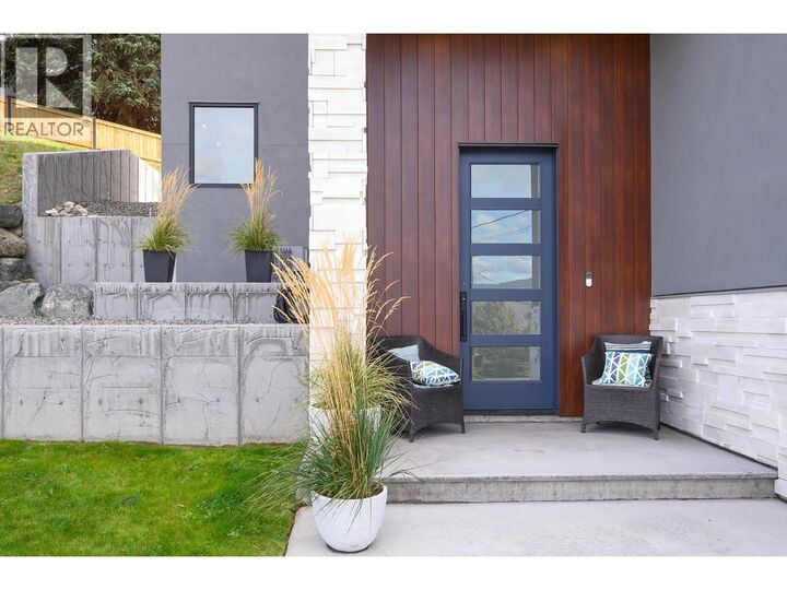 Property Photo: 887 Fernie Road BC V2C 1B4