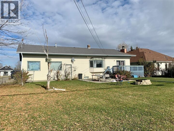 Property Photo: 1329 108 Avenue BC V1G 4J2