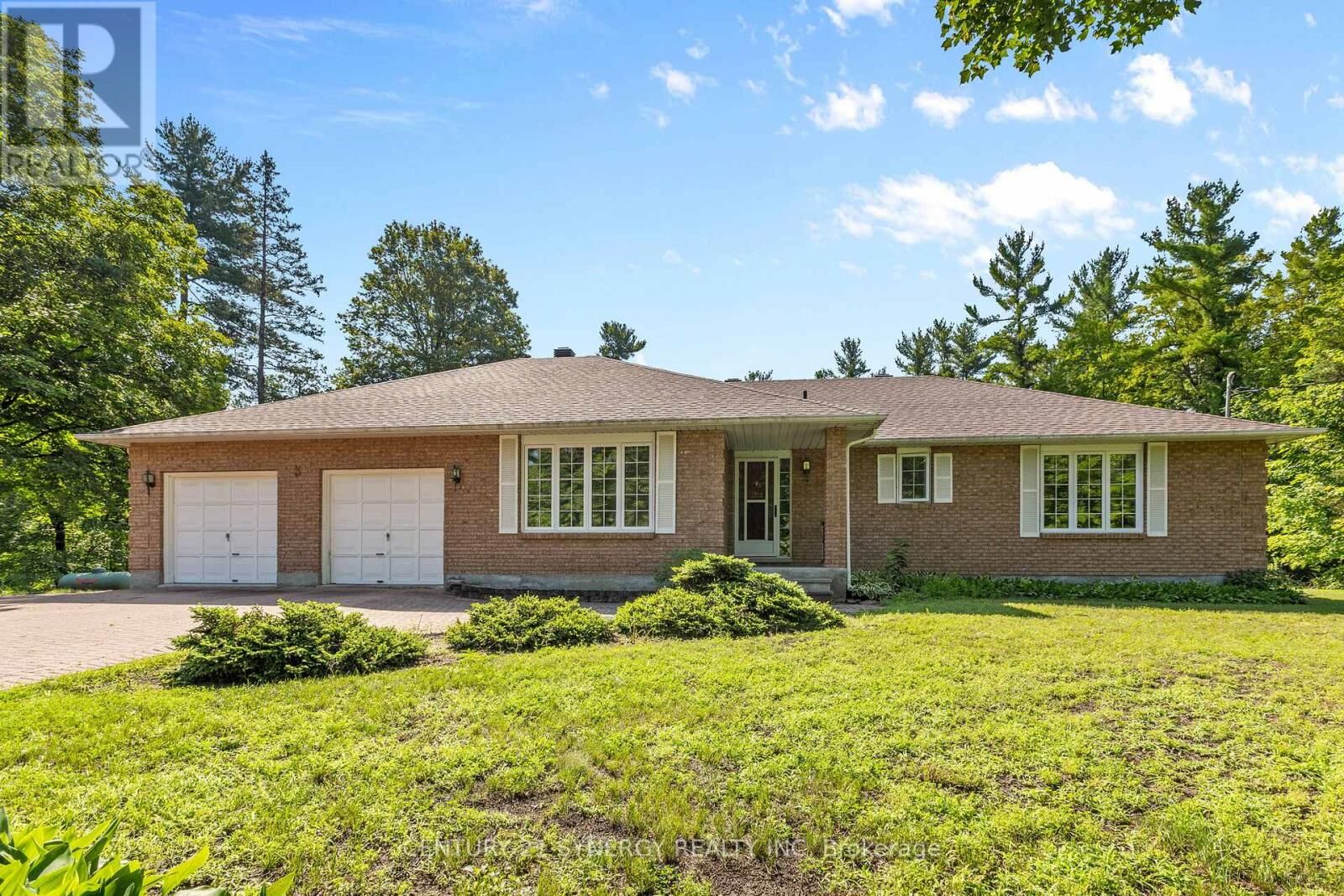 Property Photo:  3 Carlisle Circle  ON K0A 1B0 