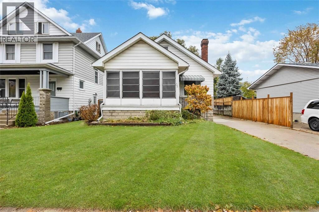 Property Photo:  192 Penrose Street  ON N7T 4V2 