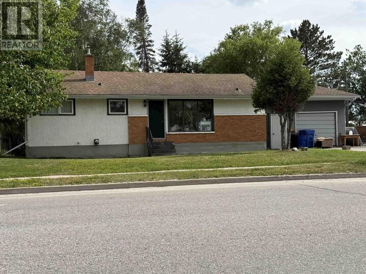 116 Parkdale Rd — photo 1