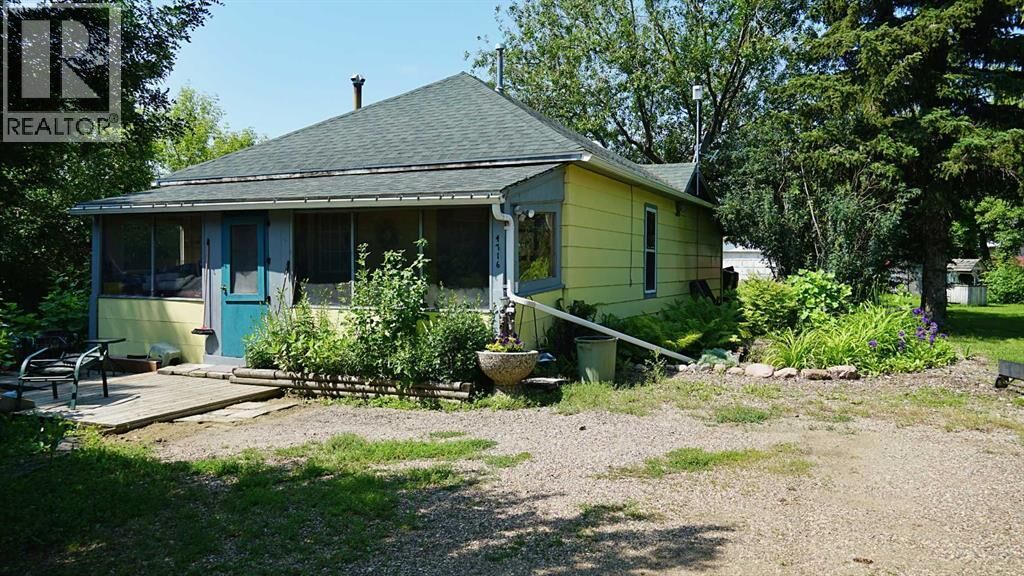 Property Photo: 4716 49 Street AB T0B 2W0