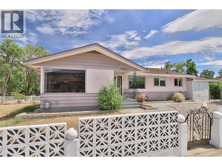 Property Photo: 7021 87th Street BC V0H 1V0