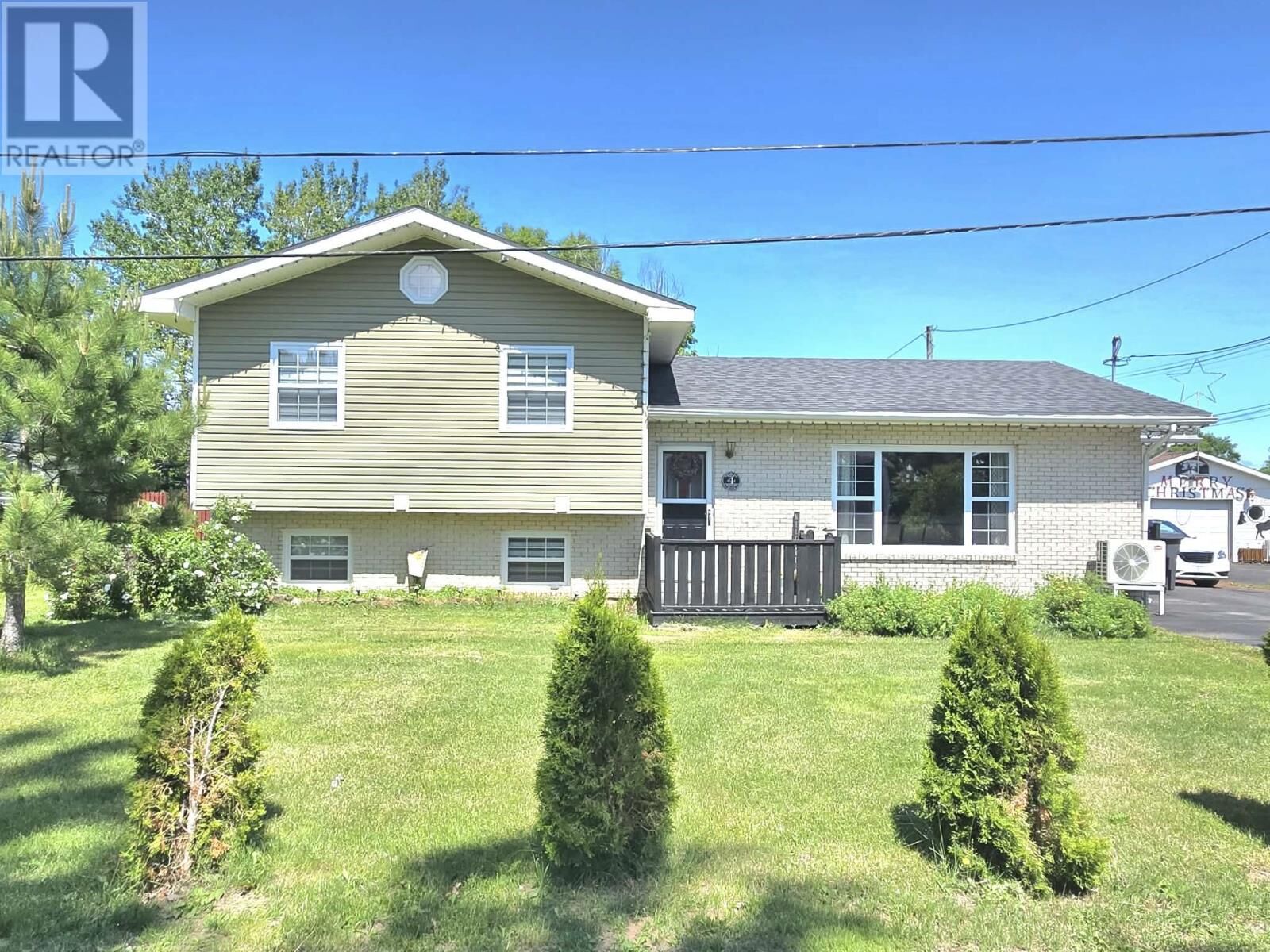 Property Photo: 4 Kennedy Place NL A0H 1C0