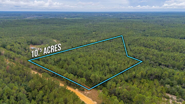 Property Photo: C-6 W Chapel West Road FL 32567