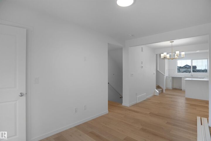 Property Photo:  531 Merlin Landing Landing NW 22  AB T5S 0L9 