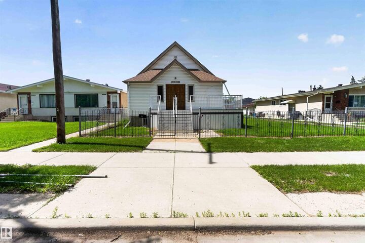 Property Photo: 13156 101 St NW AB T5E 4E9