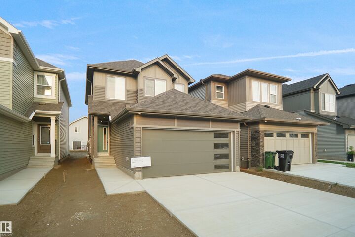 12127 34 Avenue SW — photo 1