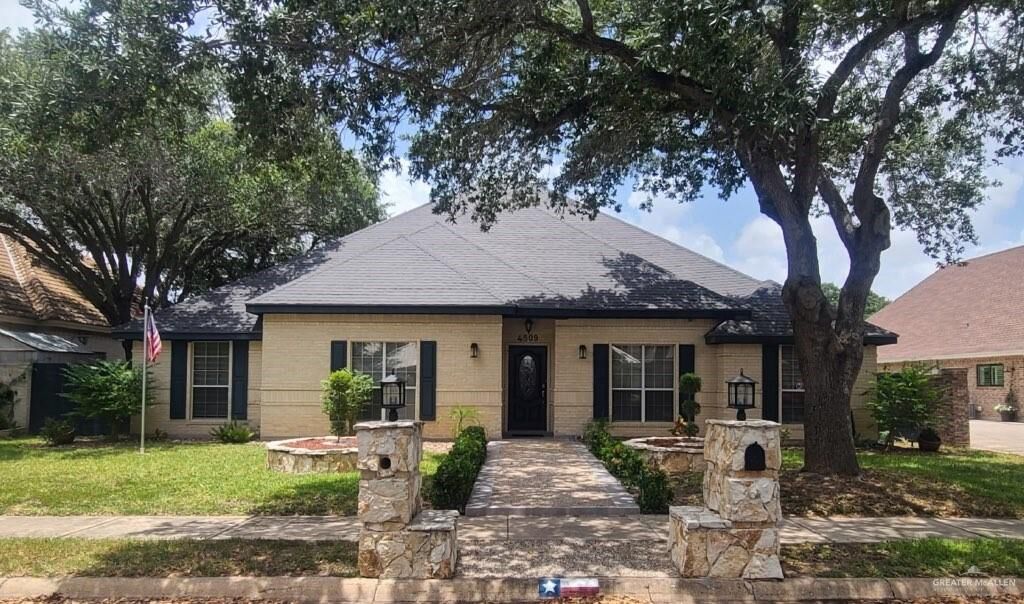 Property Photo: 4509 N 5th Lane TX 78504