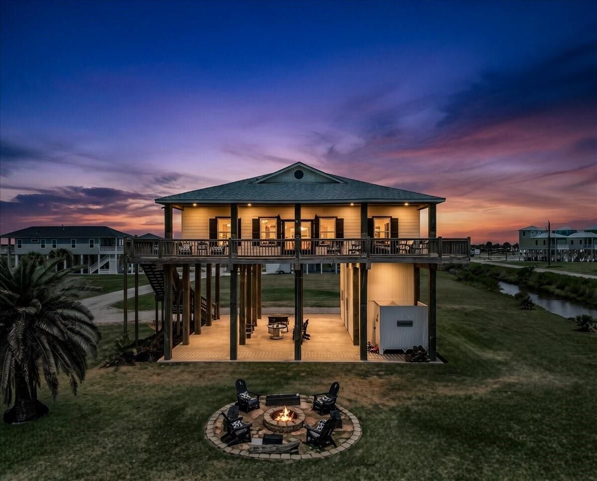 Property Photo: 810 Casa Drive TX 77650