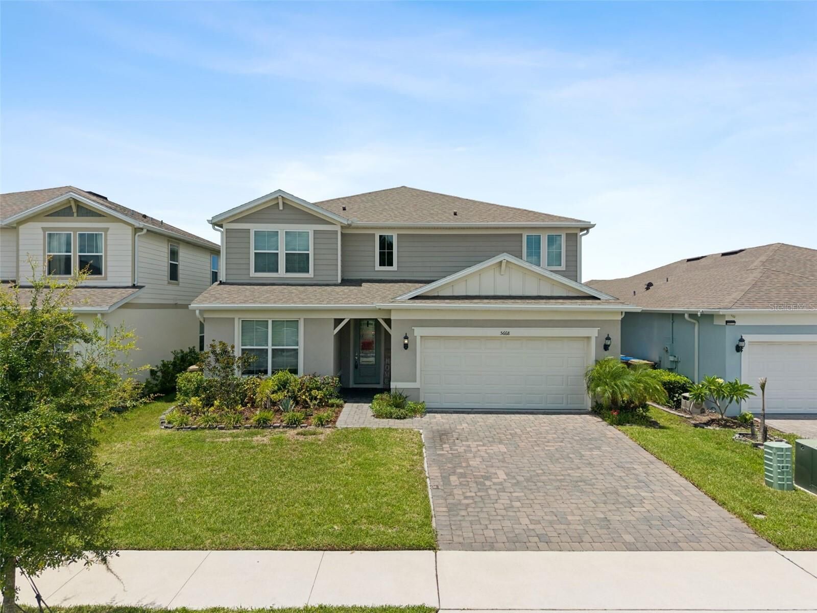 Property Photo:  5668 Arborvista Drive  FL 34771 
