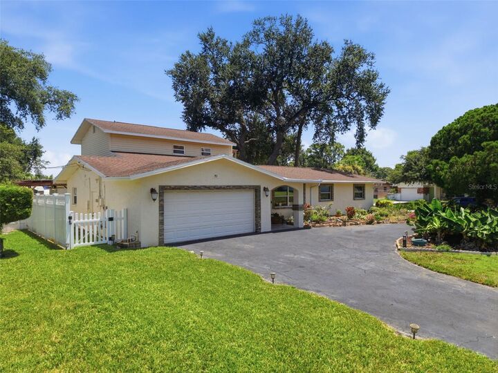 Property Photo: 701 58th Avenue S FL 33705