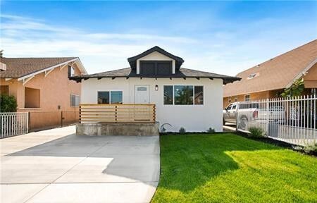 Property Photo:  1646 E 41st  CA 90011 