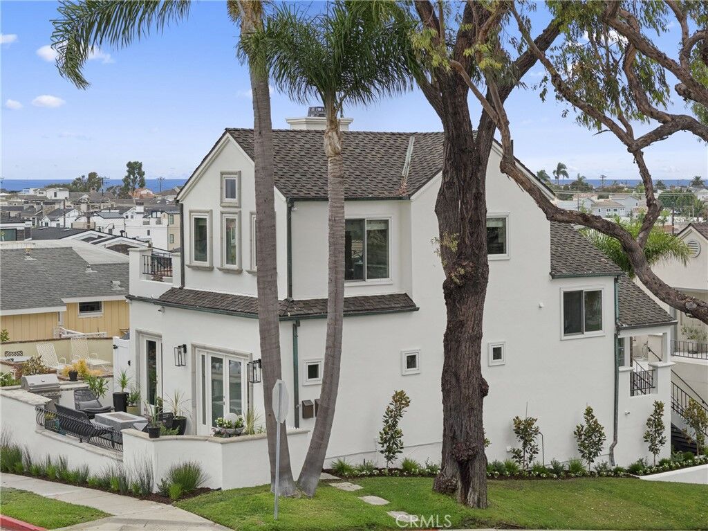 Property Photo:  423 Poppy  CA 92625 