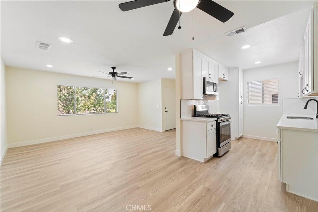 Property Photo:  1382 Via Santiago D  CA 92882 