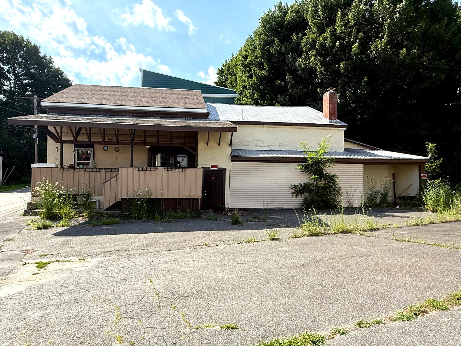 Property Photo: 15 Veteran Court ME 04901