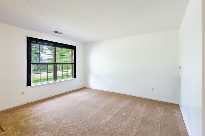 Property Photo:  110 Waterview Dr  TN 37075 