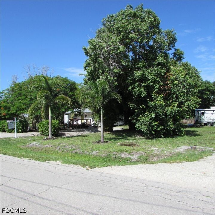 Property Photo: 16121 Tortuga Street FL 33922