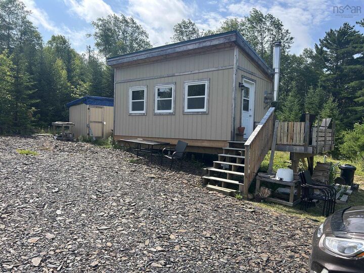 132 Mailman Road — photo 1