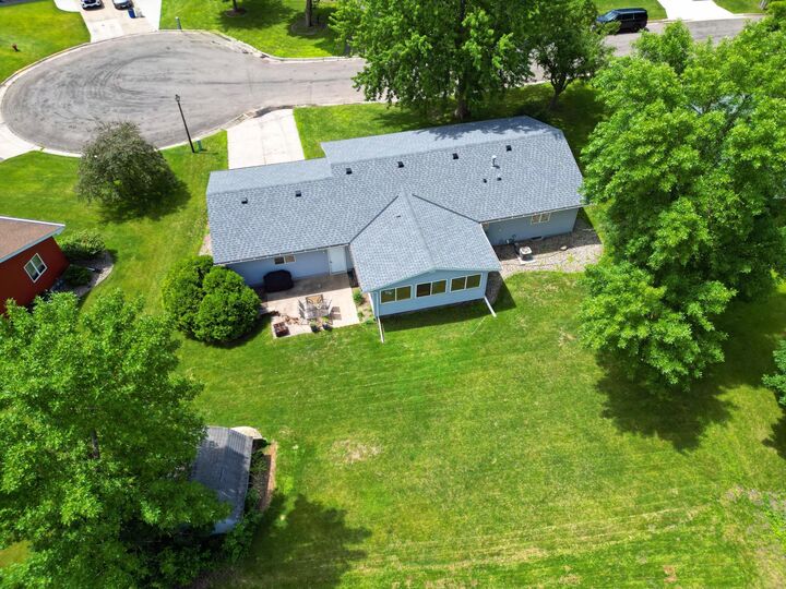 Property Photo:  551 6th Street E  MN 55342 