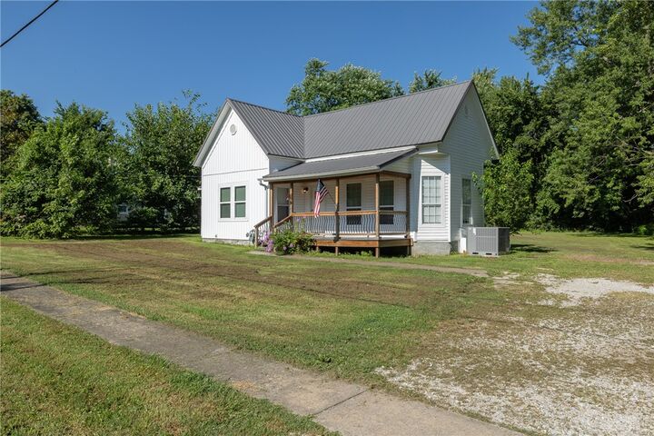 Property Photo:  409 Main Avenue  AR 72744 