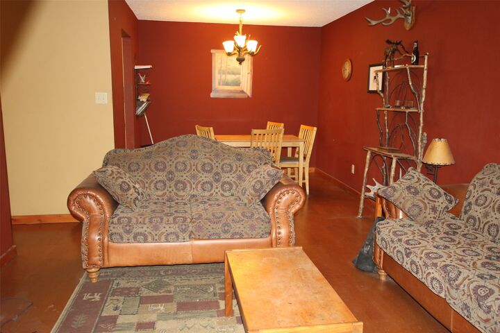 Property Photo: 195 Chamberlain Crescent 206 BC V0C 2W0