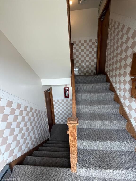 Property Photo:  