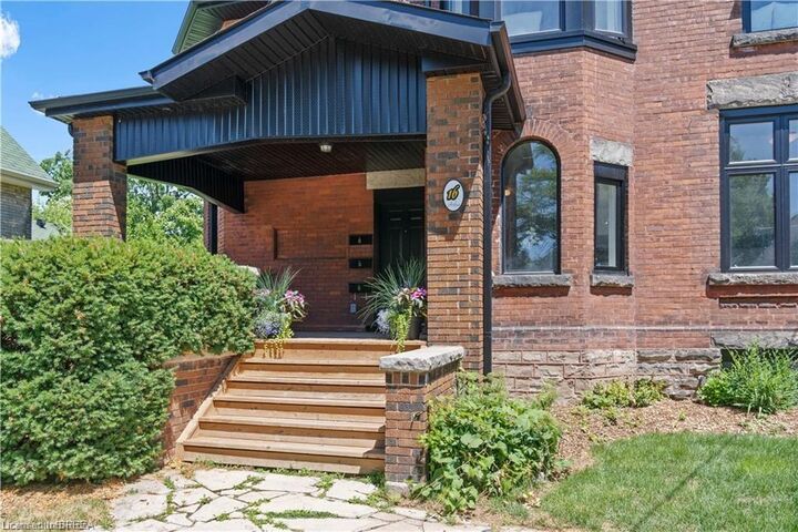 Property Photo: