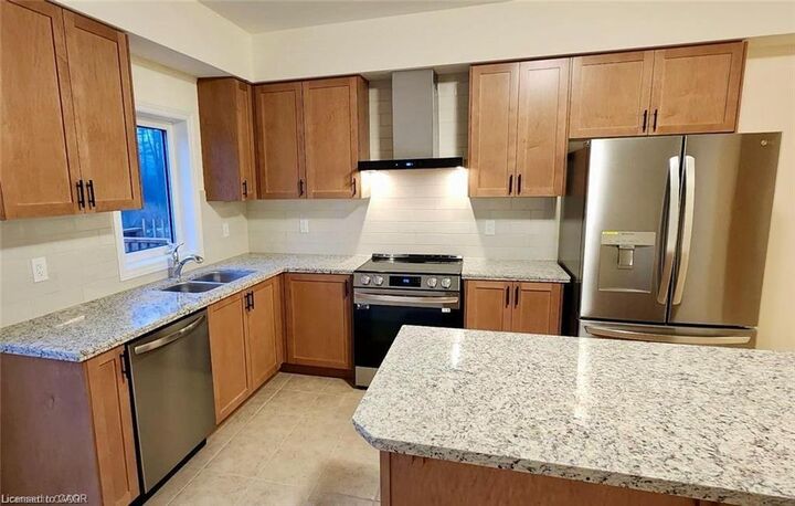 Property Photo: 305 Garner Road W 65 ON L9G 5E6