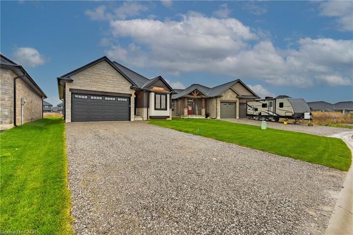 Property Photo: 88 Craddock Boulevard ON N0A 1J0