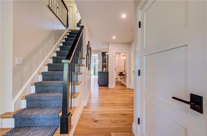 Property Photo:  625 Glasgow Street  ON N2M 2N6 