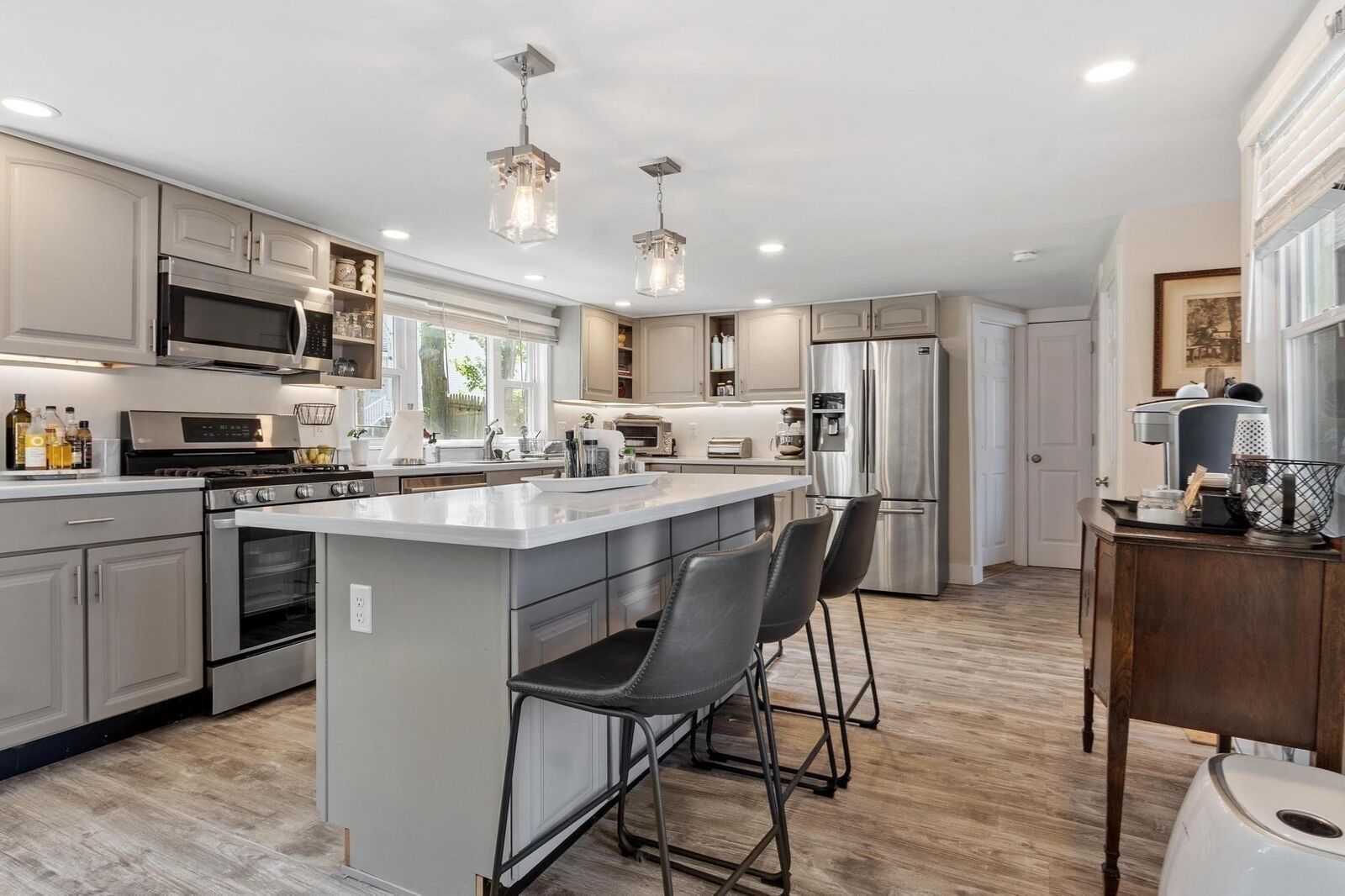 Property Photo:  9 Cross St  MA 01420 