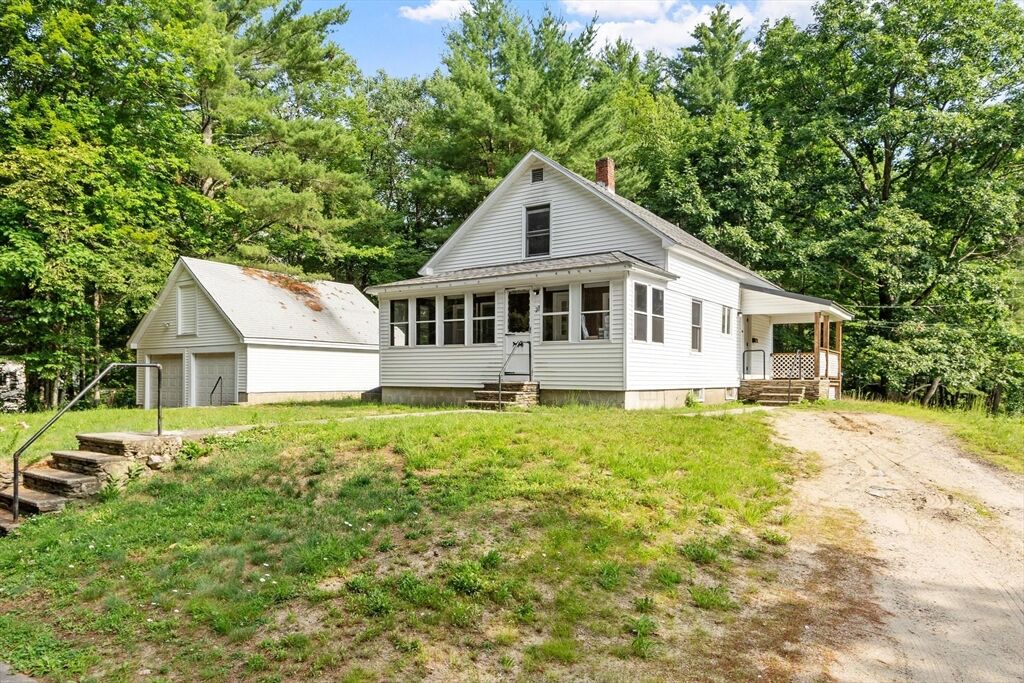 Property Photo:  28 Wellesley Street  MA 01331 