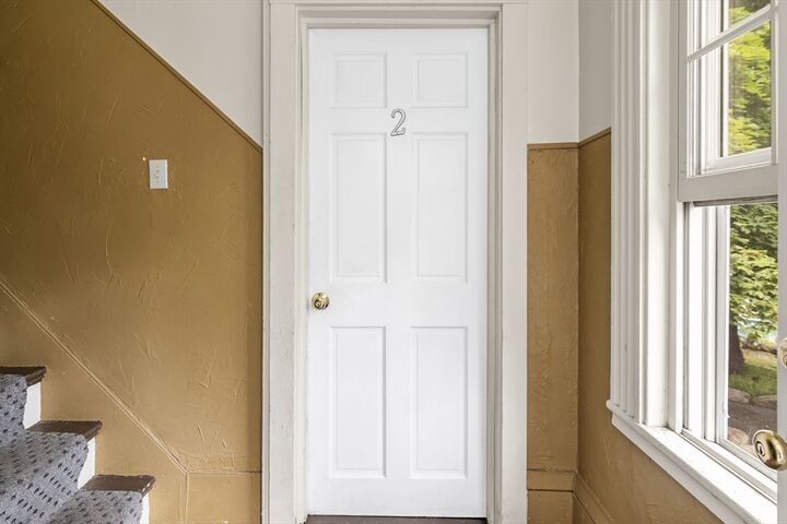 Property Photo:  4 Pleasant Street 2  MA 01966 