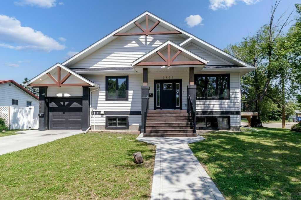 Property Photo: 3902 46 Street AB T4N 1M1