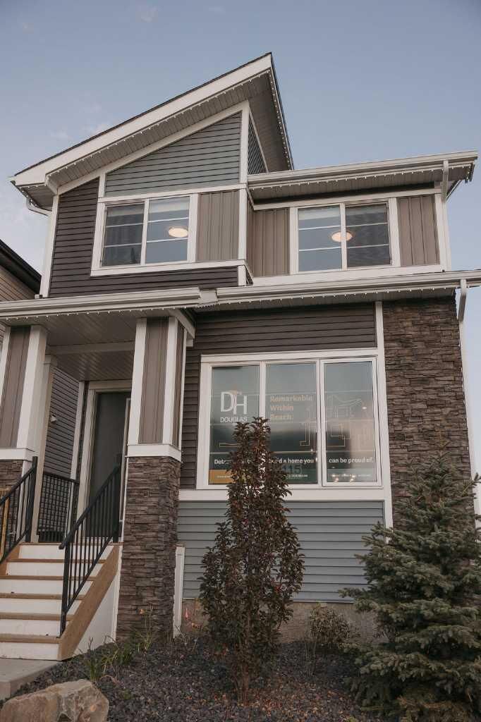 Property Photo: 282 Southbow Avenue AB T4C 2S6