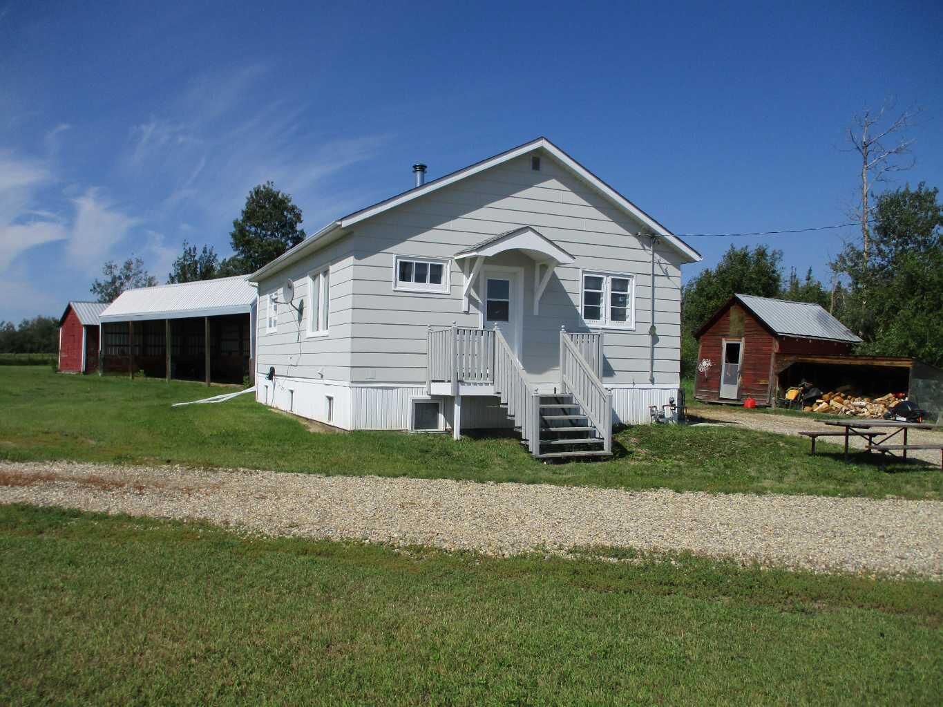 Property Photo: 911052 234 Road AB T0H 2M0