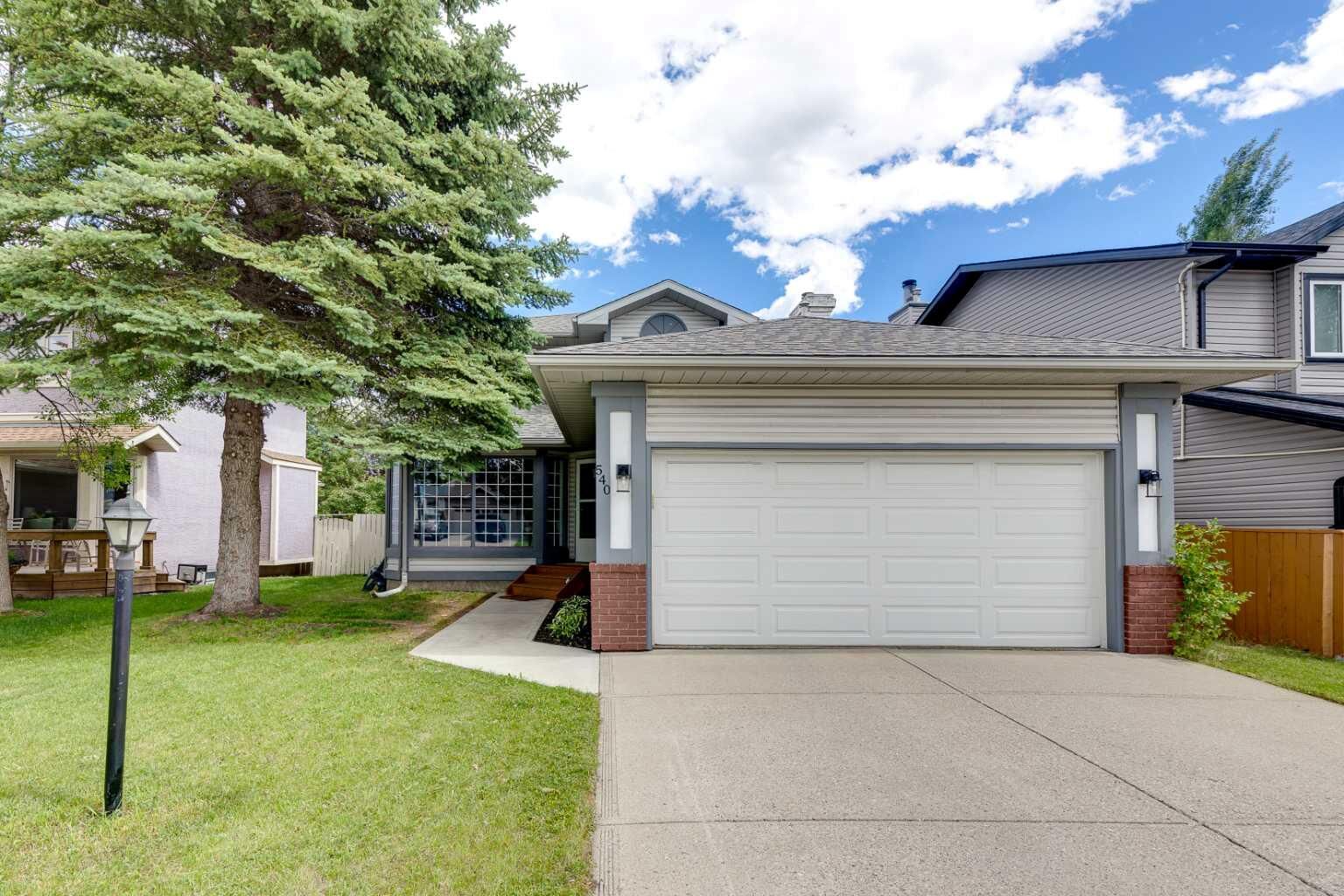 Property Photo: 540 Shawinigan Drive SW AB T2Y 2G1