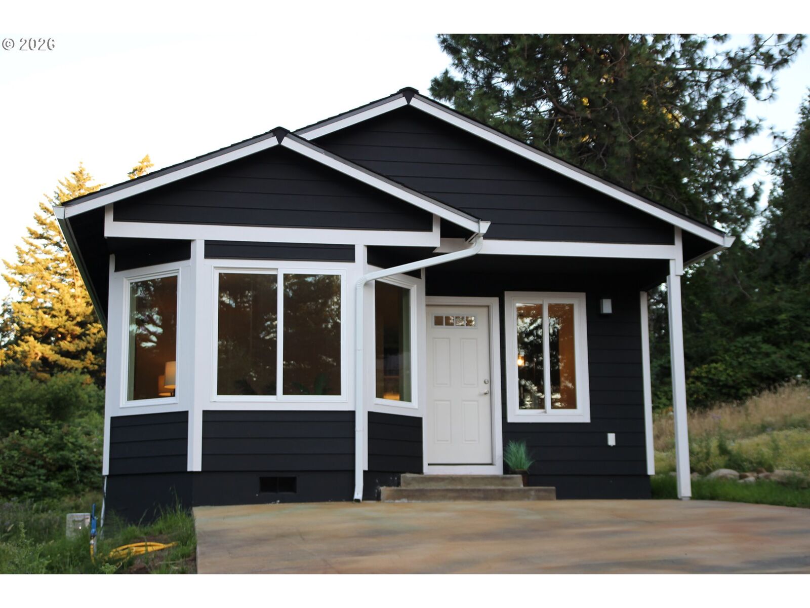 Property Photo:  201 NW Maple Alameda  WA 98648 