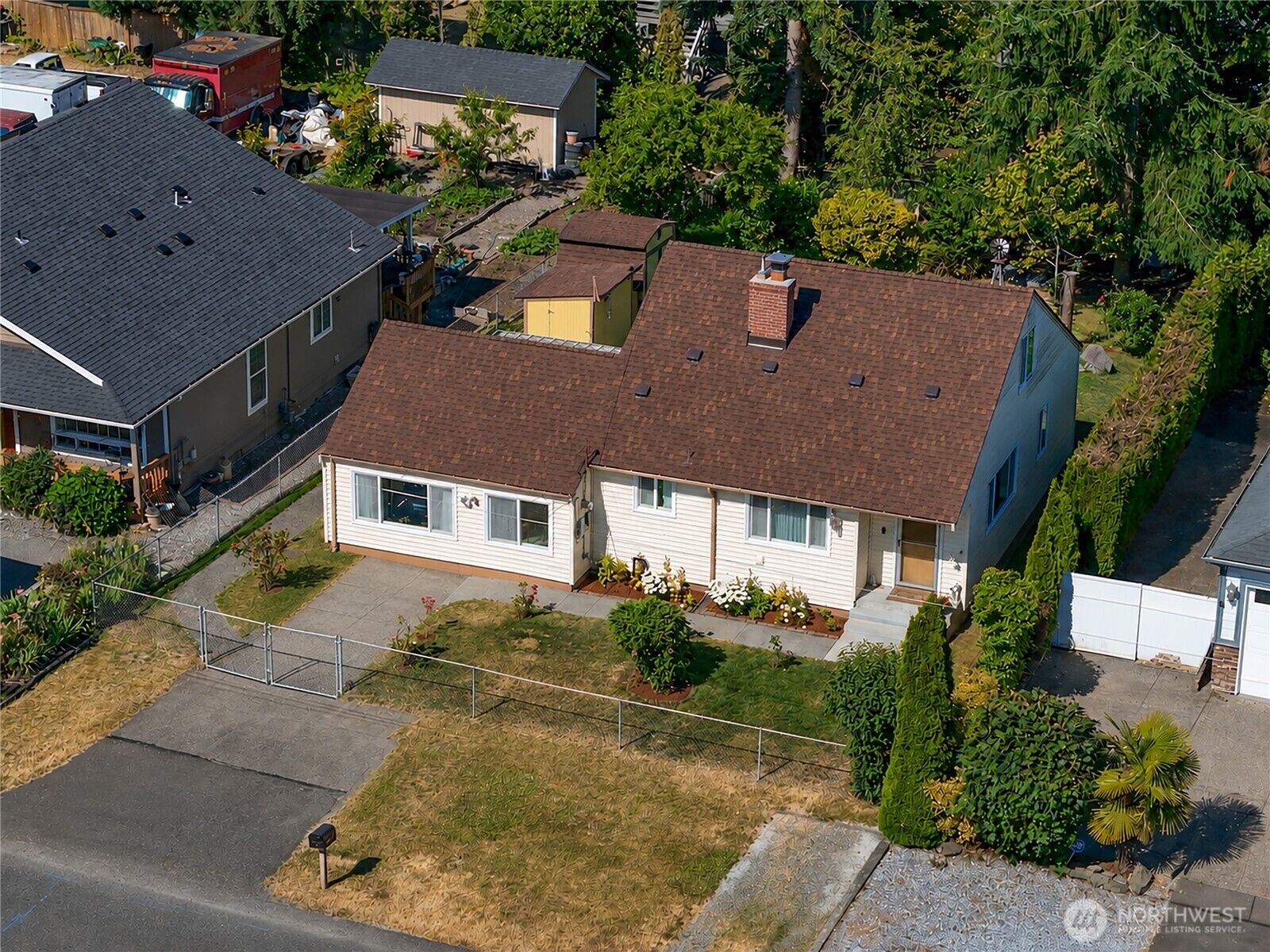 Property Photo: 25033 20th Avenue S WA 98198